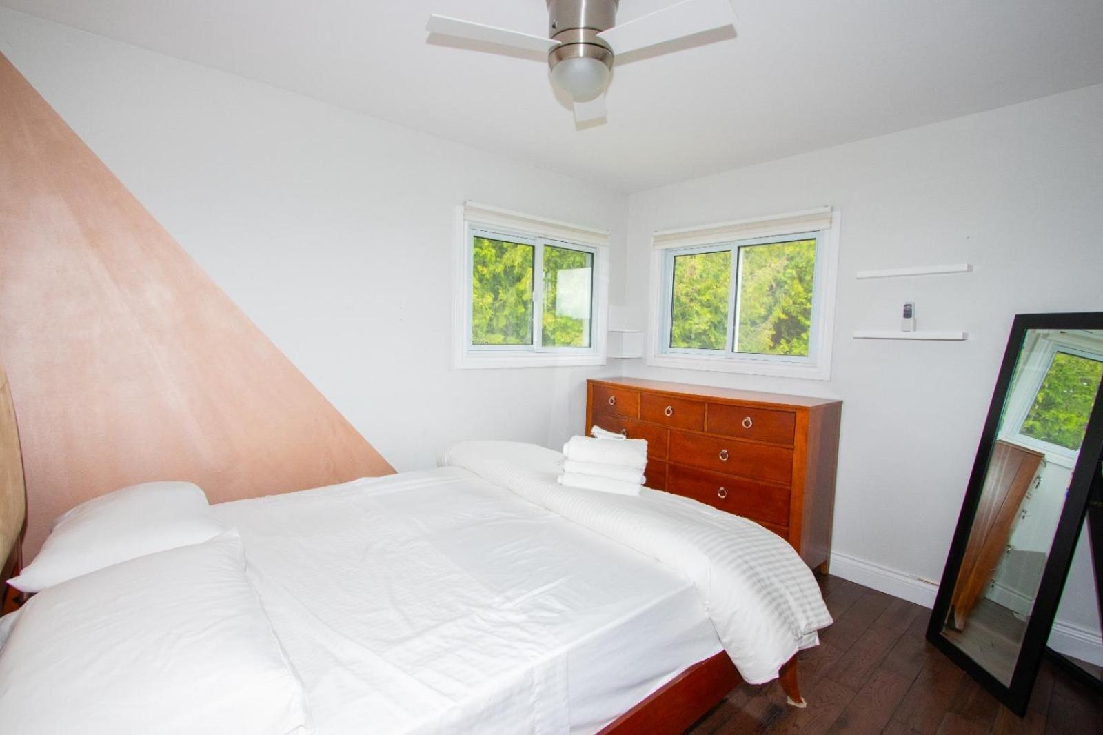 Deer Run Cottage- Golf Course Cottage Каварта-Лейкс Экстерьер фото