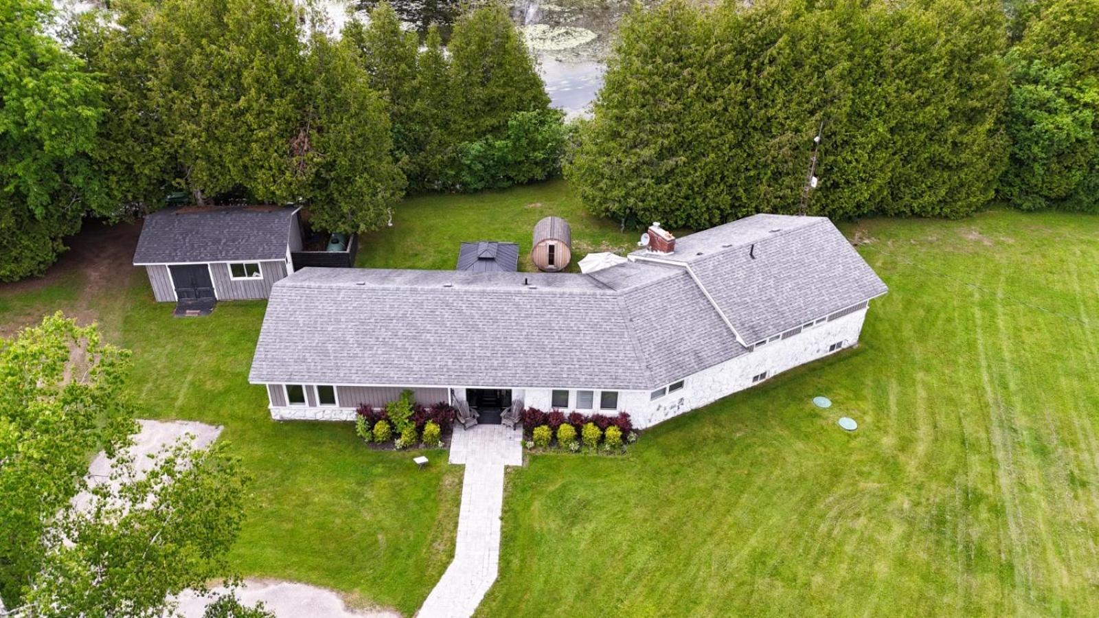 Deer Run Cottage- Golf Course Cottage Каварта-Лейкс Экстерьер фото